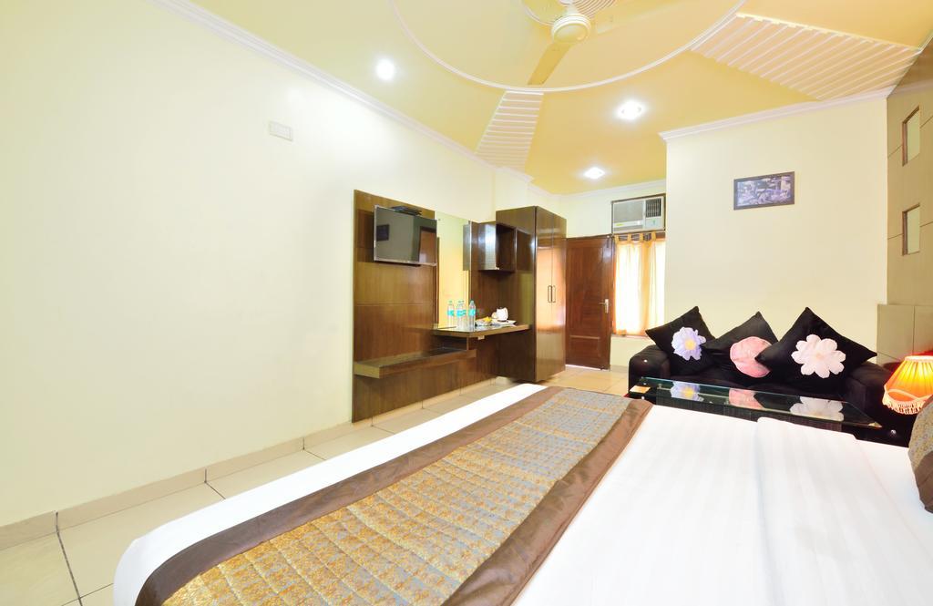 Centra Inn Új-Delhi Kültér fotó